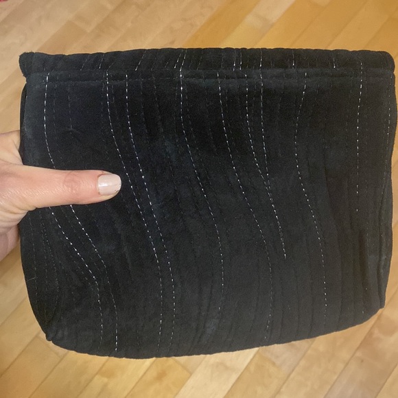 NWOT suede vintage purse. - Picture 9 of 14